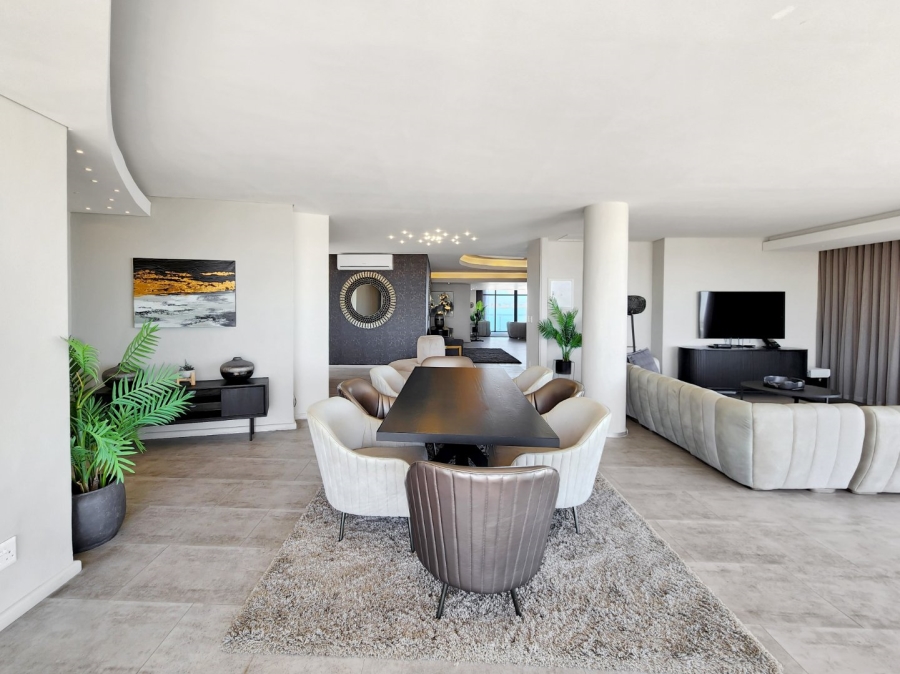 4 Bedroom Property for Sale in Waves Edge Western Cape